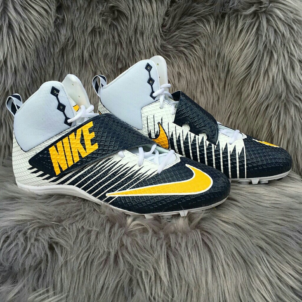 Nike Strike Pro Football Cleats NWOB - Picture 1 of 5